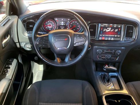 Used 2023 Dodge Charger SXT image 6