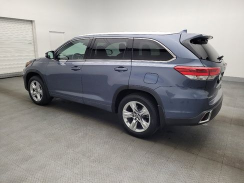 Used 2019 Toyota Highlander Limited image 3