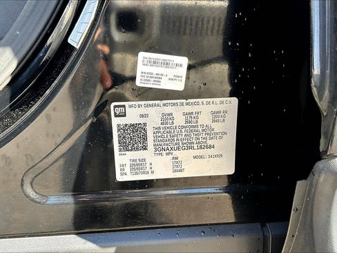 Used 2024 Chevrolet Equinox LT image 32