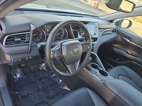 Used 2024 Toyota Camry SE image 21