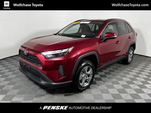 Certified 2025 Toyota RAV4 XLE AWD/4WD image 1