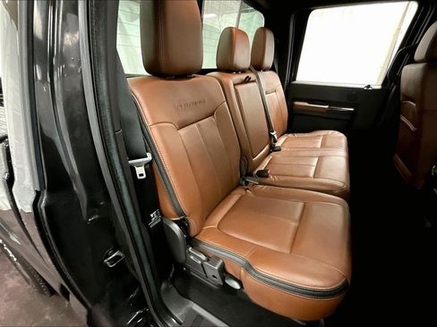 Used 2015 Ford F250 Platinum image 26