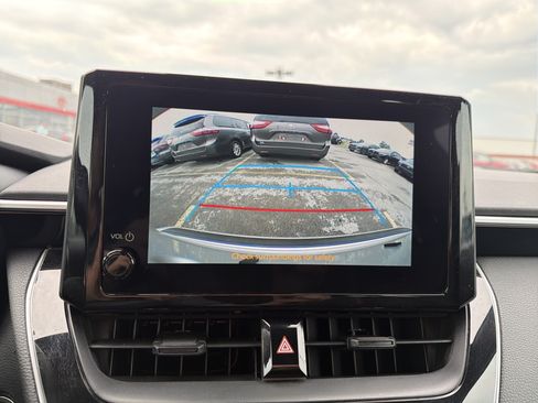 Used 2025 Toyota Corolla SE FWD image 18