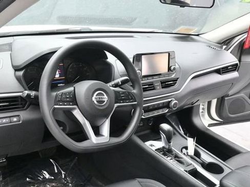 Used 2021 Nissan Altima 2.5 S FWD image 19