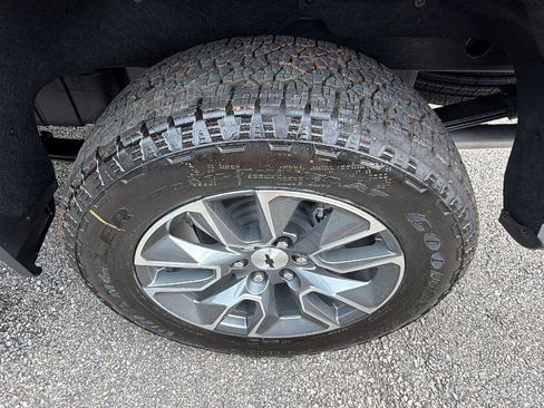New 2026 Chevrolet Silverado 1500 RST AWD/4WD image 12