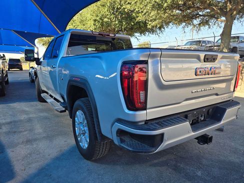 Used 2020 GMC Sierra 2500 Denali w/ Denali Ultimate Package AWD/4WD image 3