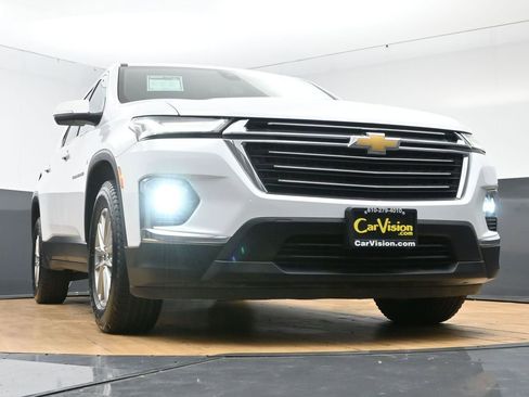 Used 2023 Chevrolet Traverse LT image 55