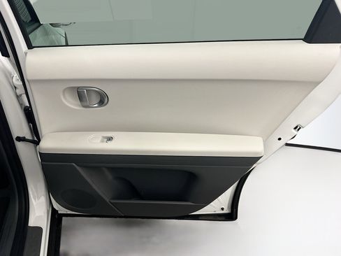 Used 2024 Hyundai Ioniq 5 SEL AWD/4WD image 32