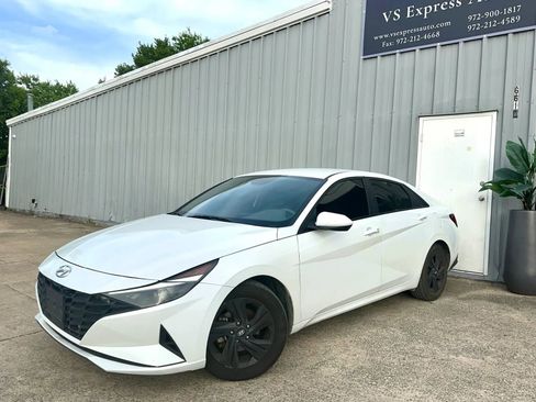 Used 2021 Hyundai Elantra SEL w/ Convenience Package FWD image 1