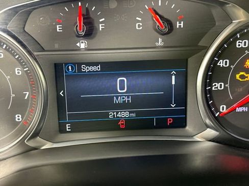 Used 2023 GMC Acadia SLE w/ Driver Convenience Package image 18