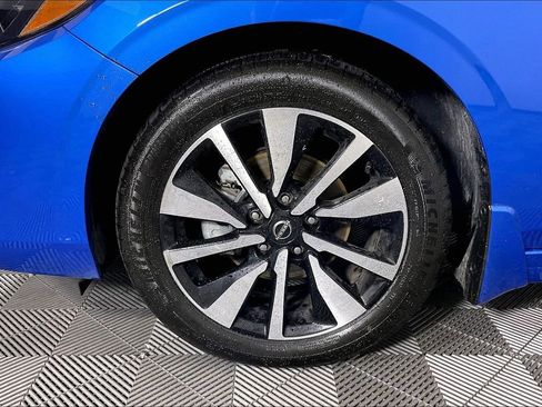 Certified 2025 Nissan Sentra SV w/ SV Premium Package image 11