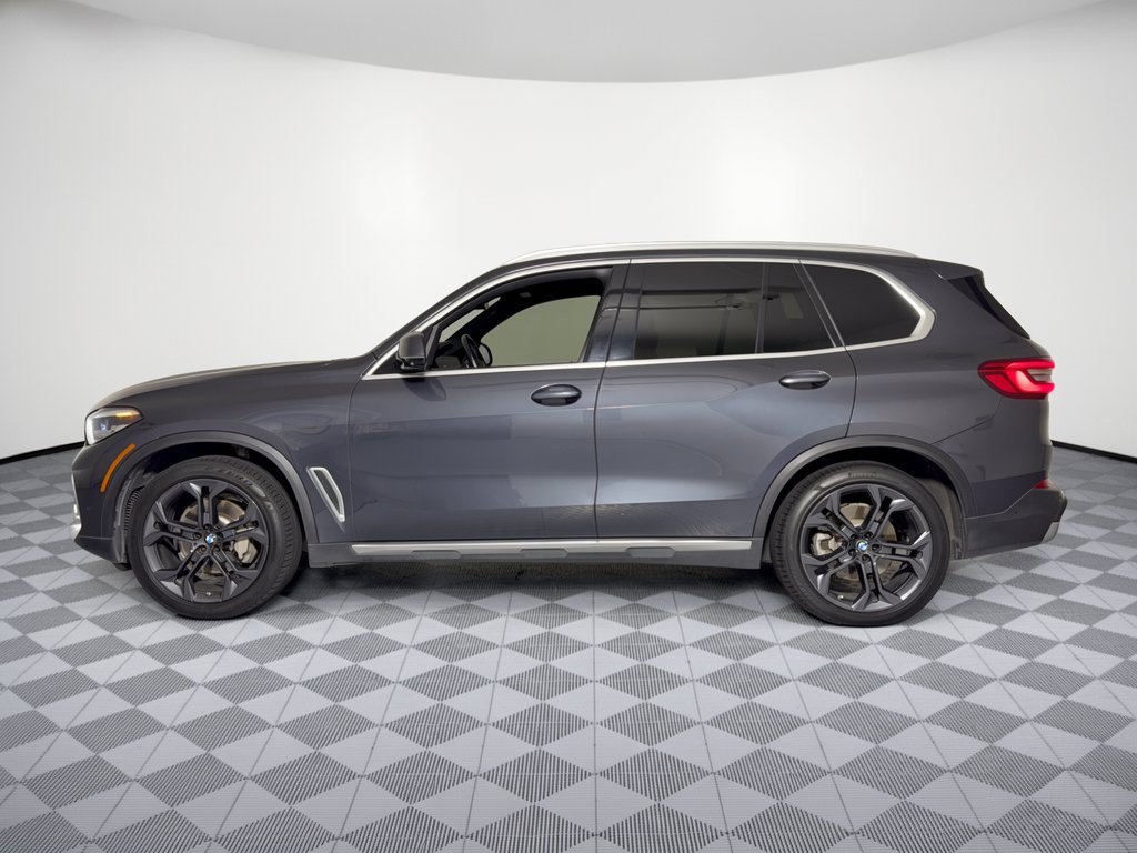 Used 2019 BMW X5 xDrive40i w/ Premium Package 2 AWD/4WD image 2