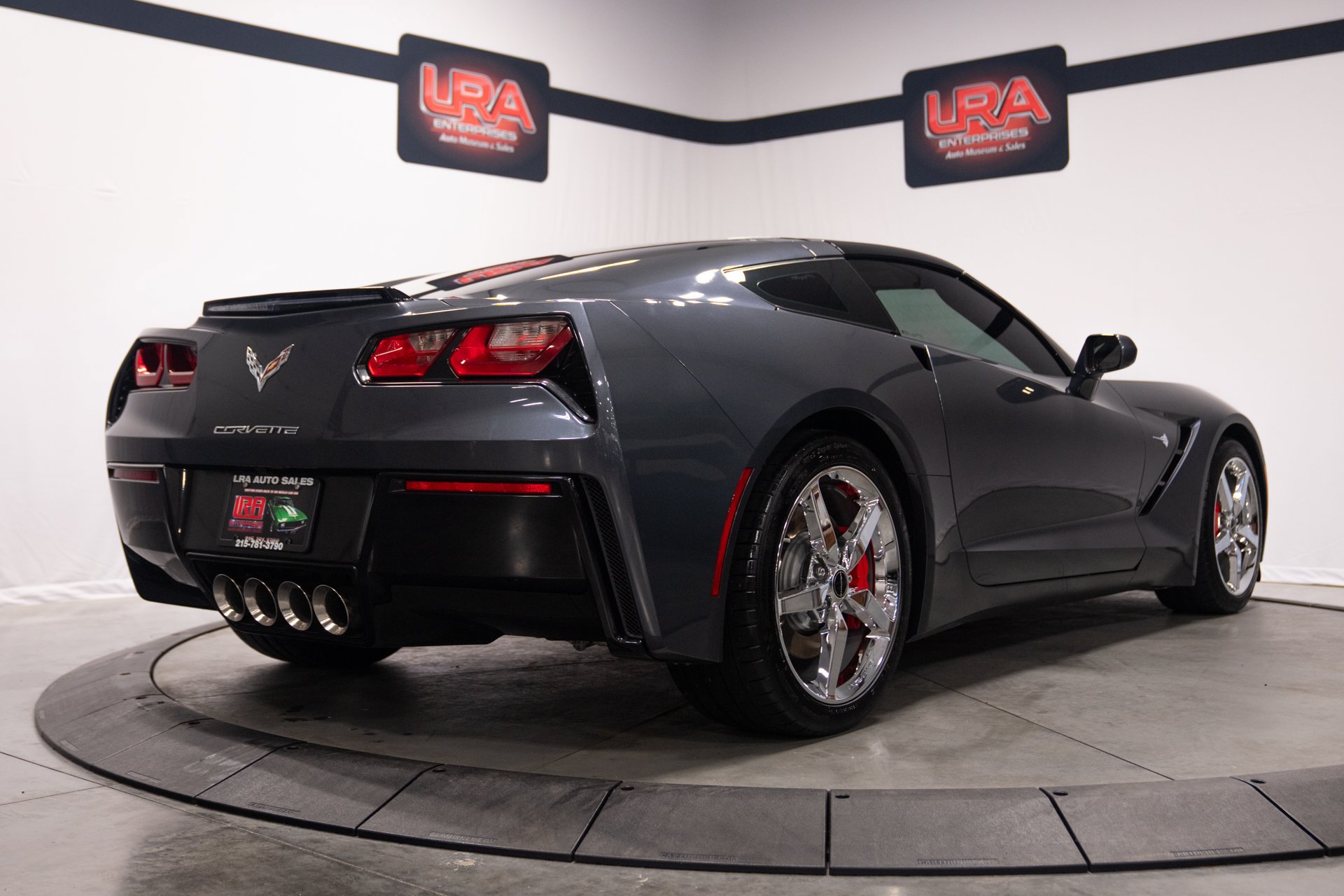 Used 2014 Chevrolet Corvette Stingray Coupe w/ 3LT Preferred Equipment Group RWD image 8