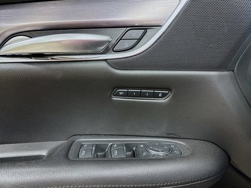 Used 2019 Cadillac XT5 Luxury AWD/4WD image 17