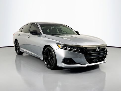 Certified 2022 Honda Accord Sport image 3