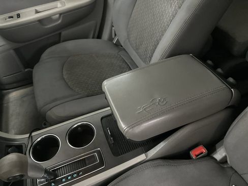Used 2012 Chevrolet Traverse LS FWD image 40