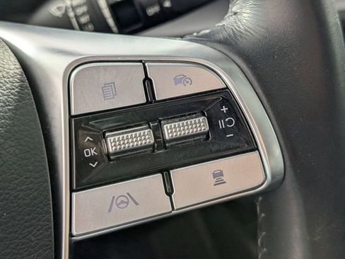 Used 2025 Kia Telluride S image 16