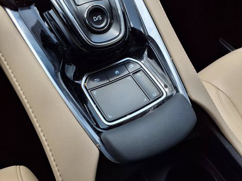 Used 2024 Acura RDX SH-AWD image 21