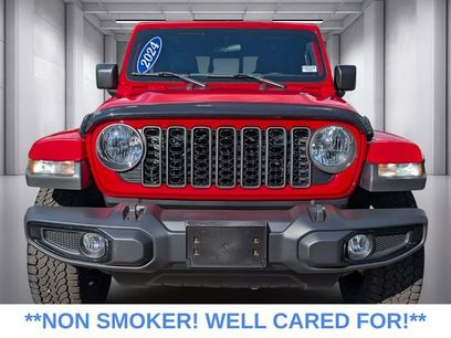 Used 2024 Jeep Gladiator Sport