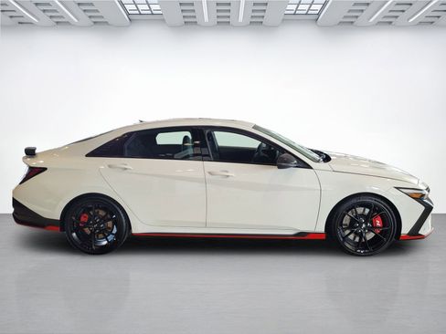 New 2026 Hyundai Elantra N FWD image 4