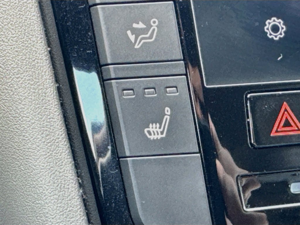 Certified 2023 INFINITI QX50 Luxe AWD/4WD image 21