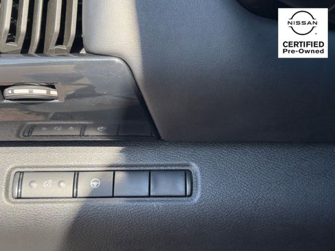 Certified 2024 Nissan Pathfinder SV image 29