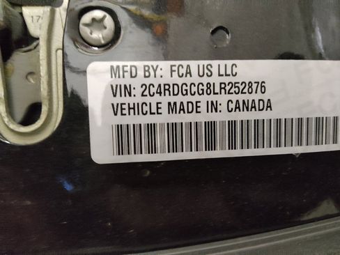 Used 2020 Dodge Grand Caravan SXT image 33