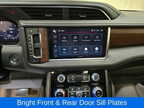 Used 2024 GMC Yukon Denali Ultimate AWD/4WD image 23