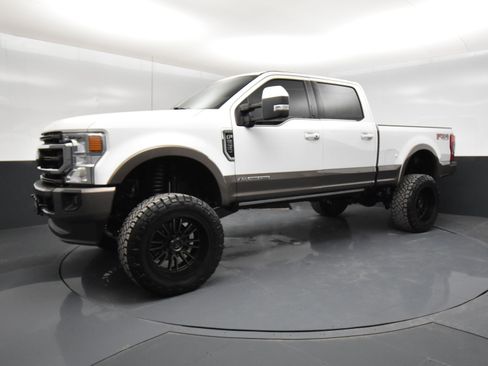 Used 2020 Ford F250 King Ranch w/ FX4 Off-Road Package image 2