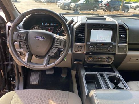 Used 2018 Ford F150 XLT w/ Equipment Group 302A Luxury AWD/4WD image 8