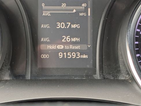 Used 2019 Toyota Camry LE FWD image 21