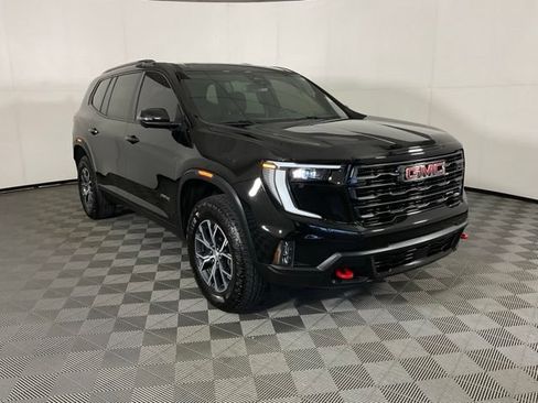 Used 2024 GMC Acadia AT4 w/ Luxury Package AWD/4WD image 3
