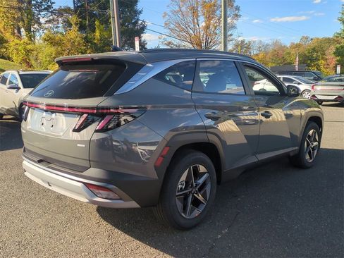 New 2026 Hyundai Tucson SEL image 3