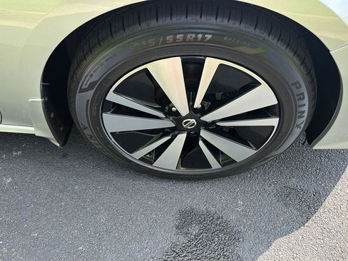 Used 2022 Nissan Altima 2.5 SL FWD image 39
