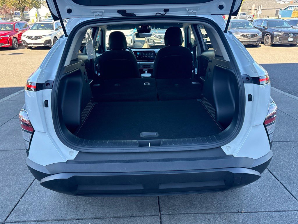 Used 2026 Hyundai Kona SEL Sport FWD image 32