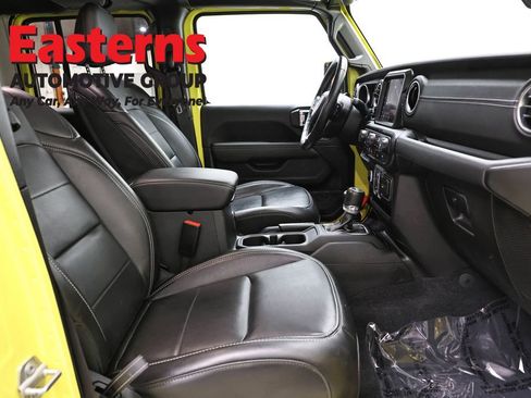 Used 2023 Jeep Wrangler Unlimited Sahara w/ Cold Weather Group image 27