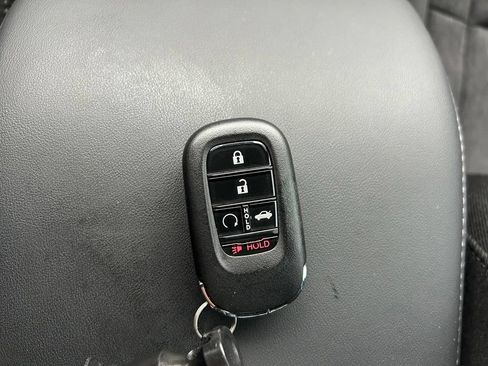 Used 2025 Honda Accord Sport image 33
