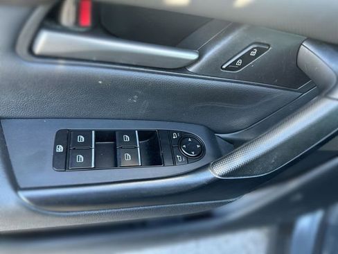 Used 2024 MAZDA CX-50 AWD 2.5 S w/ Preferred Package image 17