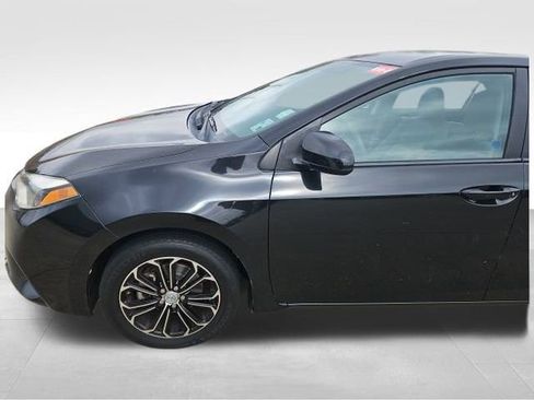 Used 2014 Toyota Corolla L image 16