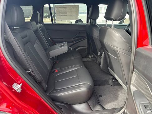 New 2026 Jeep Cherokee Limited image 27