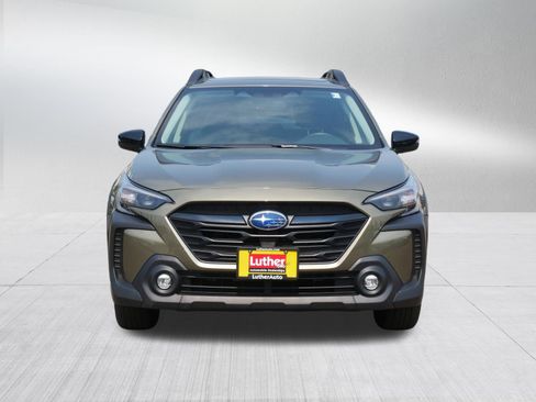 Used 2024 Subaru Outback Onyx Edition AWD/4WD image 2