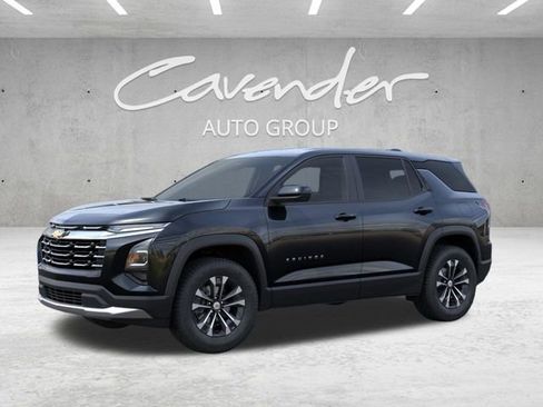 New 2026 Chevrolet Equinox LT image 2