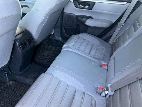 Used 2018 Honda CR-V LX image 16