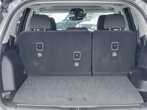 Certified 2023 Jeep Grand Cherokee Laredo X image 22