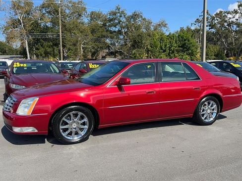Used 2011 Cadillac DTS Luxury image 11