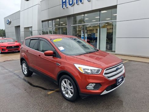 Used 2019 Ford Escape SE FWD image 29