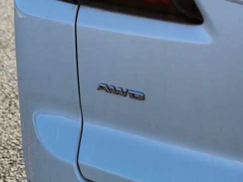 Used 2023 Cadillac XT4 Premium Luxury w/ Driver Assist Package image 5