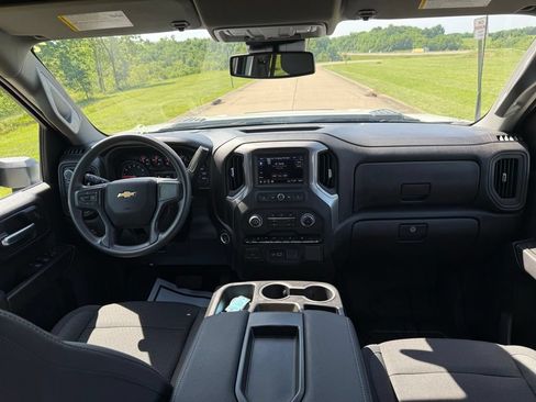 Used 2025 Chevrolet Silverado 2500 Custom w/ Custom Value Package AWD/4WD image 18
