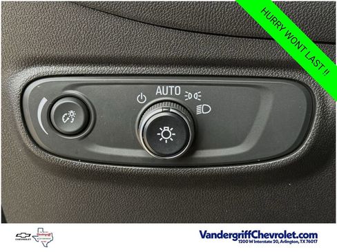 Used 2023 Chevrolet Equinox RS FWD image 22