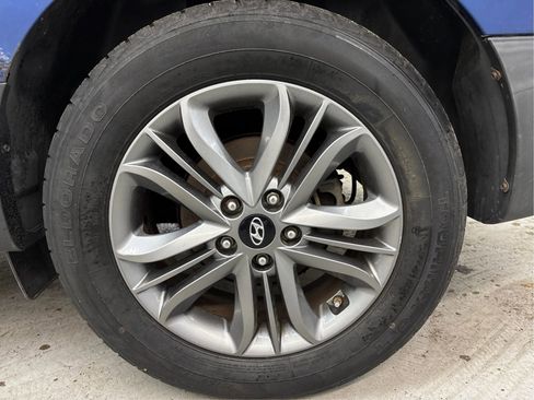 Used 2015 Hyundai Tucson SE AWD/4WD image 29
